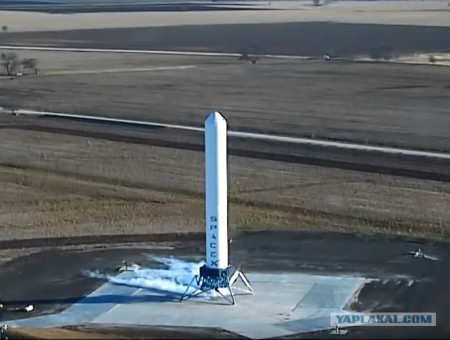 SpaceX осуществила первый коммерческий запуск Falcon Heavy
