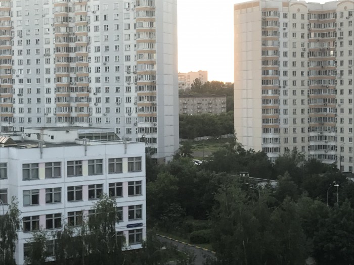 Народ против строительства высотки на месте сквера