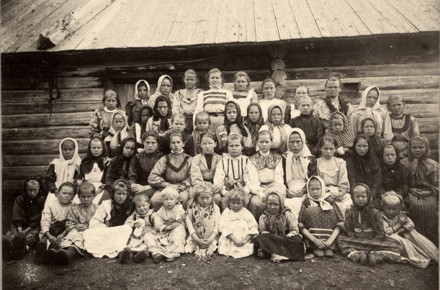 Сибирские казаки на службе и дома. Альбом 1911 года