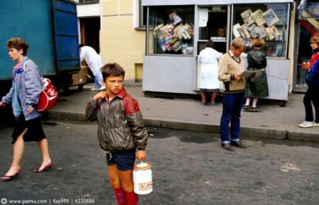 Цветные фотографии Ленинграда 80-х годов XX века