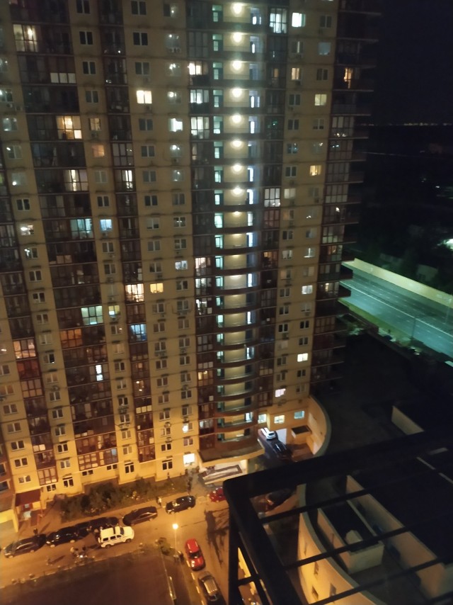 Душераздирающие кадры из подмосковного Королева: люди выпрыгивали с 14 этажа на глазах очевидцев, спасаясь от пожара