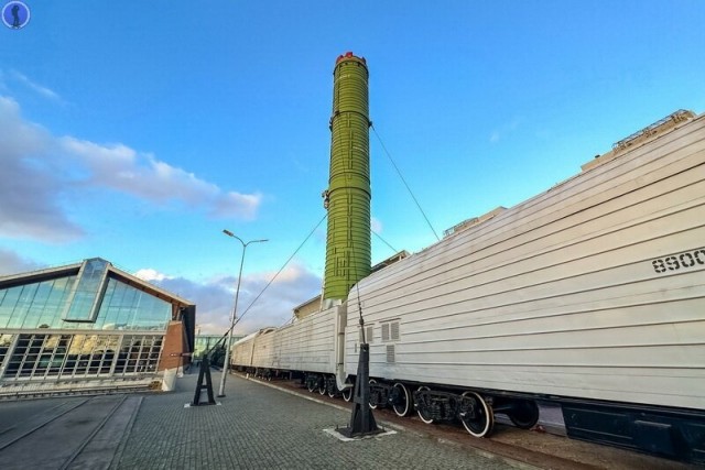 Ядерный ракетный поезд РВСН: БЖРК "Молодец" или Поезд №0