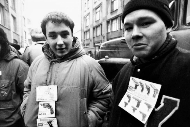 Интересные фотографии 1990-х 12.04.24