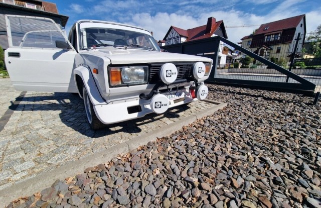 45-летняя Lada за 63 000 евро. А вы утверждаете, что Lada - это ведро с болтами.