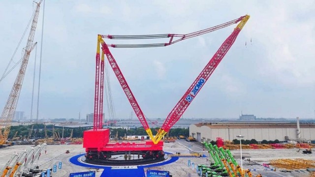 Китай построил первый в мире 14000-тонный кольцевой рельсовый кран для монтажа модулей энергоблоков «Hualong One» версии 2.0