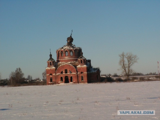 Век стоит не шелохнётся!