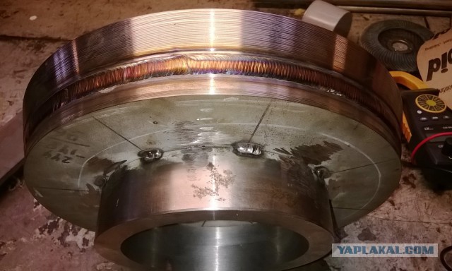 Так "варят" стыки на ролс-ройсе