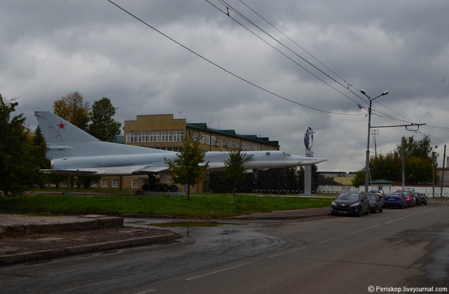 Дарите детям самолёты!