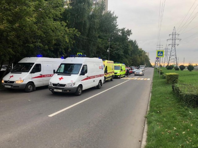 Трое погибли при взрыве гранаты в Москве на улице малая набережная