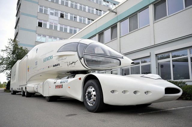 Футуристический тягач Chevrolet