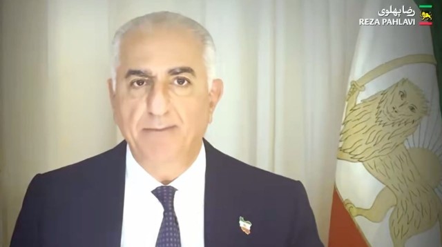 Наследник шахской династии Ирана Реза Пехлеви …