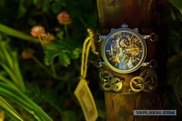 Steampunk'овск часы ручной работы.