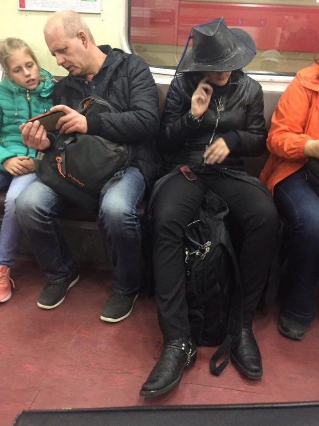 Модники из российского метрополитена