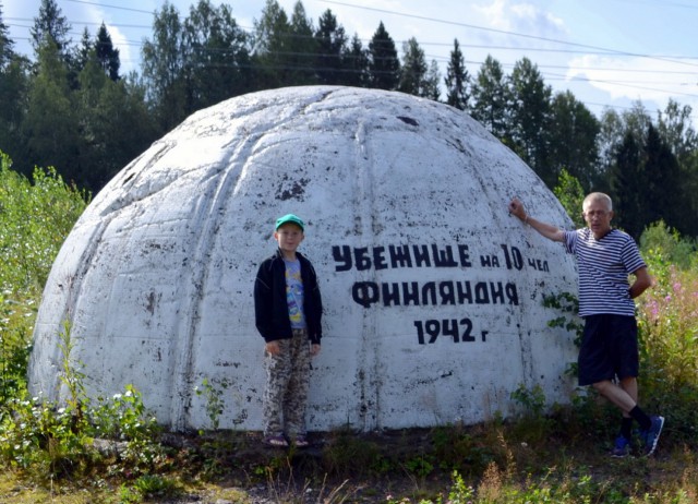 Отпускные фотографии могут быть разными. Например, такими, если ты поехал в деревню к бабушке