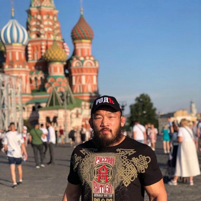 Картинки всякие, развесёлые и не очень.