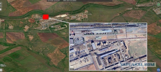 Пожар на газзаводе начался в результате атаки БПЛА в Оренбургской области