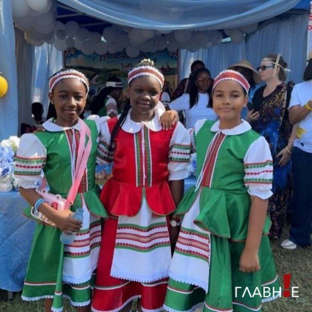 Наши слоняры