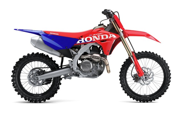 Honda Motor усовершенствовала свои внедорожные мотоциклы легендарной серии CFR: кроссовый CFR450R и эндуро CFR450RX