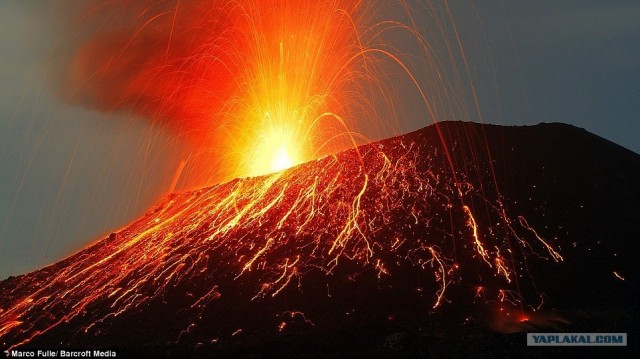 Вулкан Krakatoa проснулся