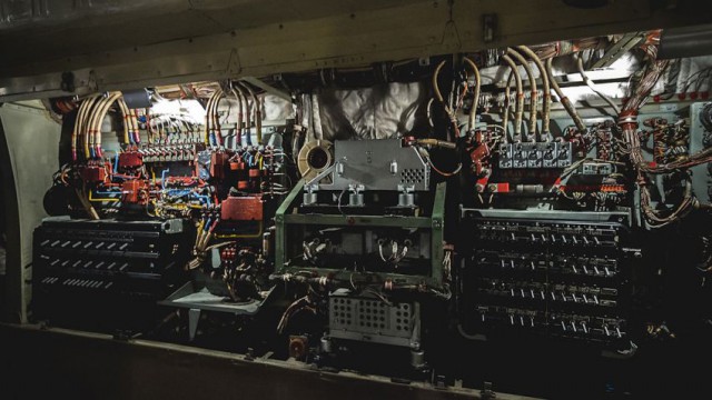 Внутри самолета Ил-76Т.