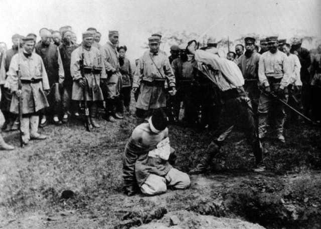 История в фотографиях