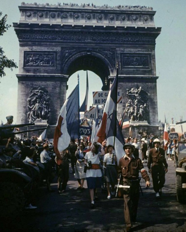 "Почему так случилось?". 1944г. Французы бьют американцев.