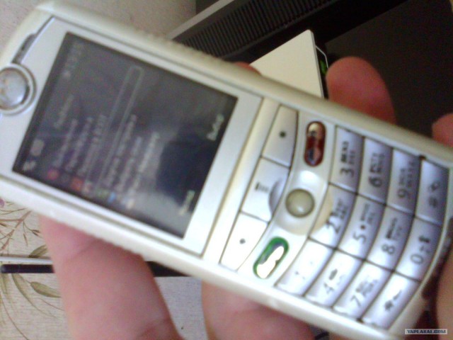 Телефон Motorola 2005 год