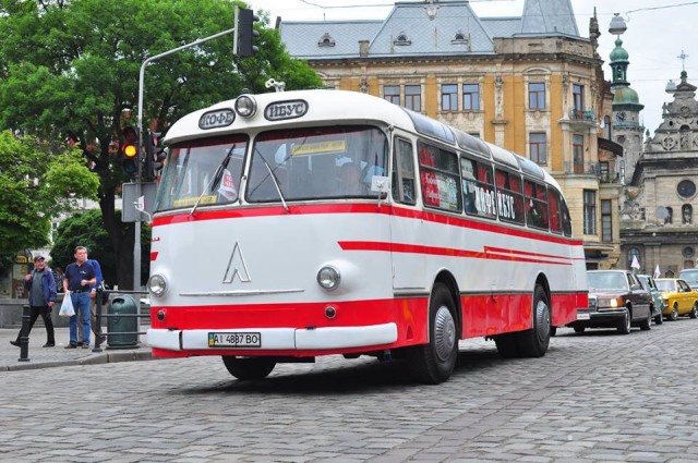 Автобус ЛАЗ-695. Подарок отцу
