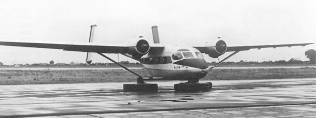 Самолет на воздушной подушке Ан-14Ш