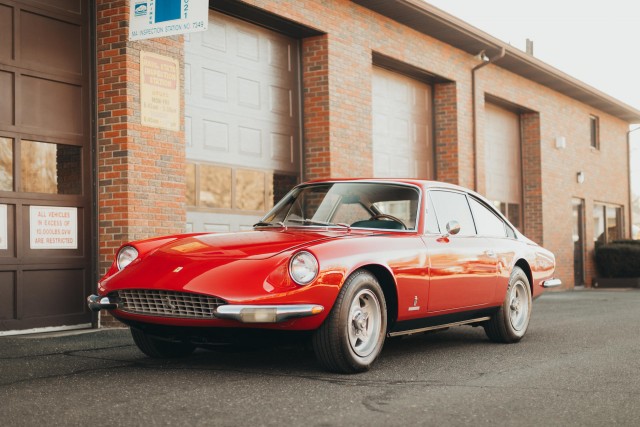 Ferrari. Ко дню рождения Коммендаторе. Красивых автофото пост