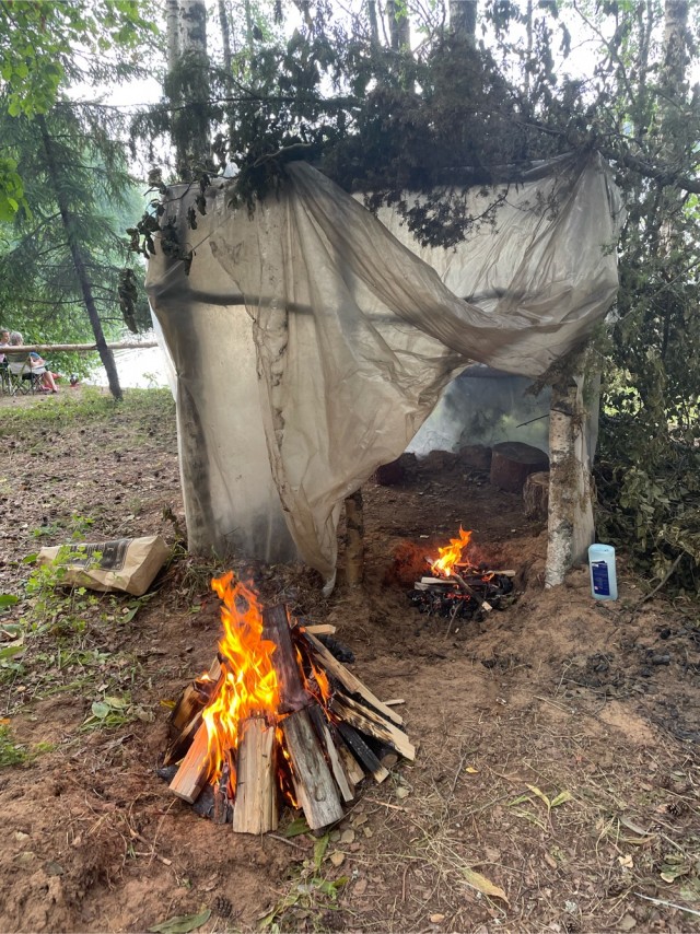 Палатки