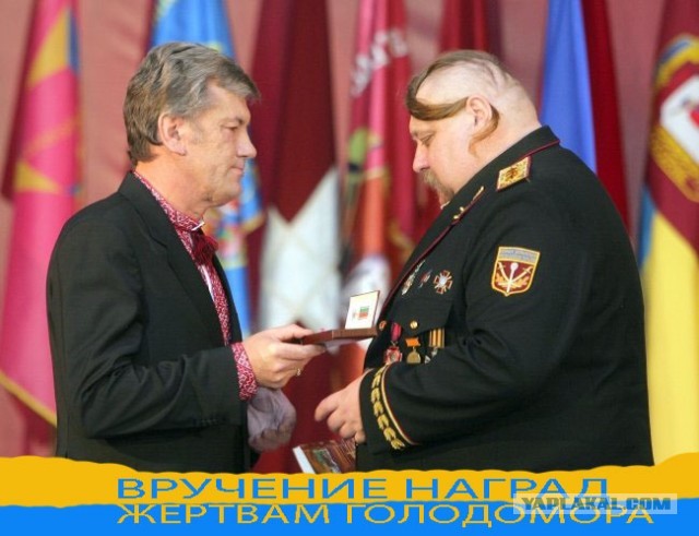 В Луганске демонтировали памятники «Жертвам сталинских репрессий» и «Жертвам голодомора»