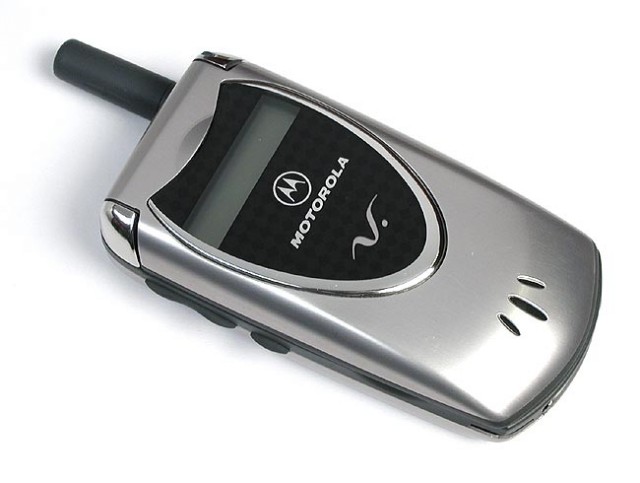 Возвращение Motorola Razr: гибкий 6,2" экран Flex View, поддержка eSIM и цена $1500