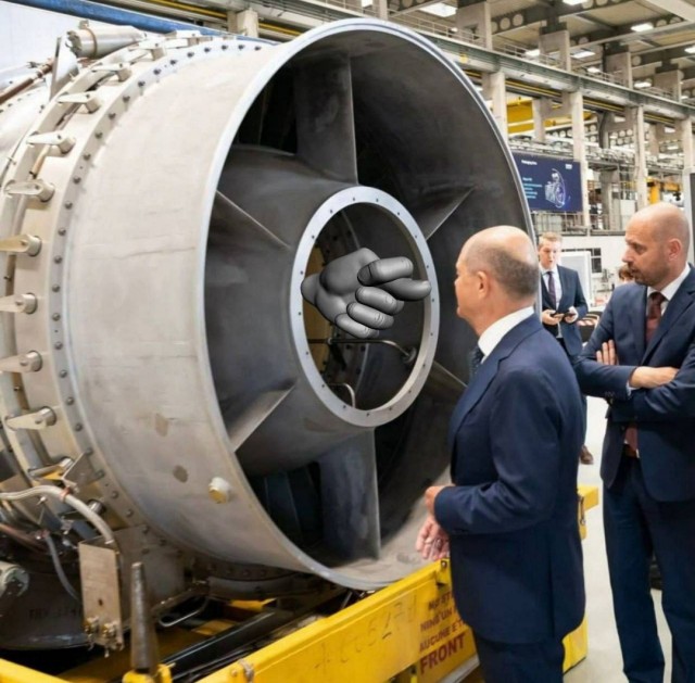 Ливерный канцлер лично прибыл для осмотра Газпромовской турбины