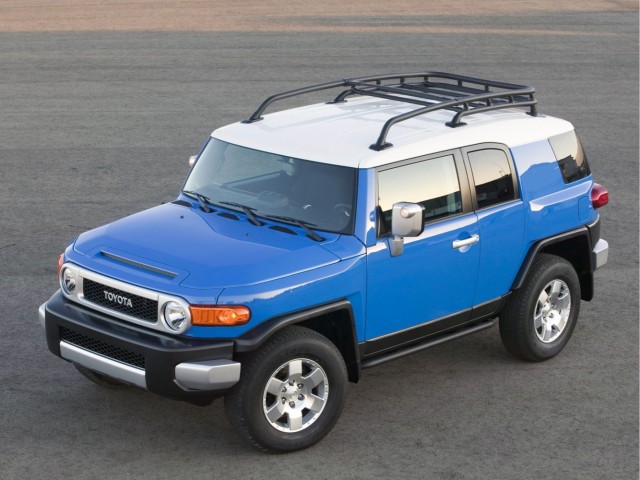 Toyota смогла удивить. Представлен Land Cruiser Prado 2024 — первый по-настоящему новый Prado за 14 лет