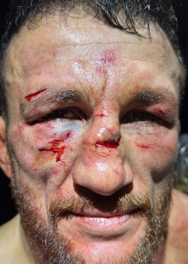 Петр Ян снова чемпион UFC!