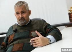 «Если денег людям хватает только на еду, откуда взялся бум продаж жилья и авто»
