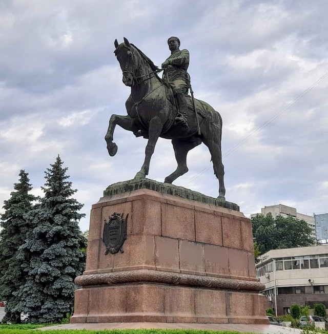 Какие места сейчас на сайте онлайн?