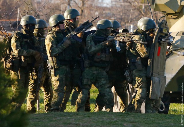 Украина армию не бросает, она ее предает.