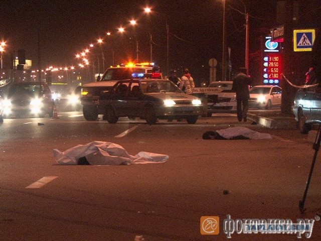 Пьяный полицейский насмерть сбил семью