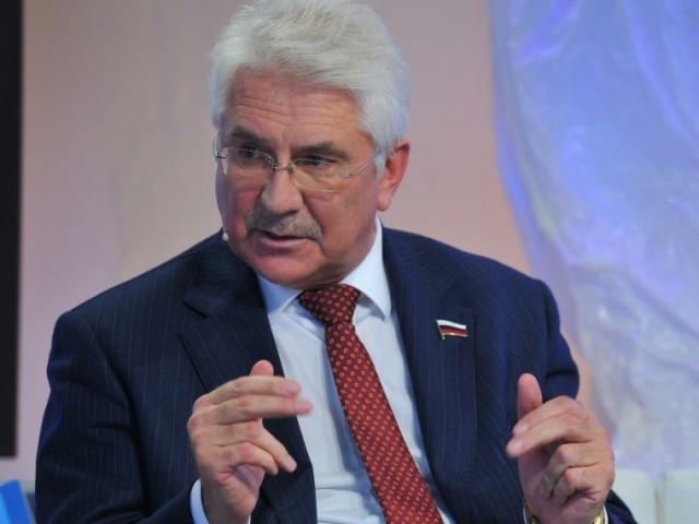 В России предложили запретить грин-карты