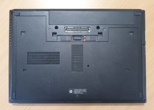 [МСК] Продам ноутбук HP EliteBook 8460p + док-станция + 2 бп