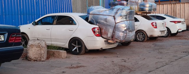 У меня на работе мигранты уезжают на родину