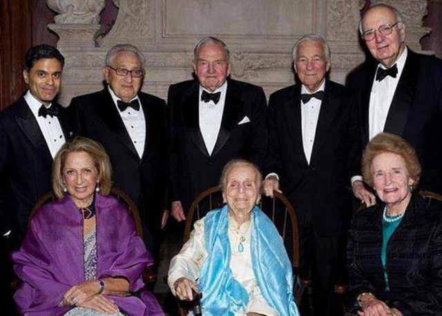 Это фото из архива The Economist — на нём настоящие хозяева мира