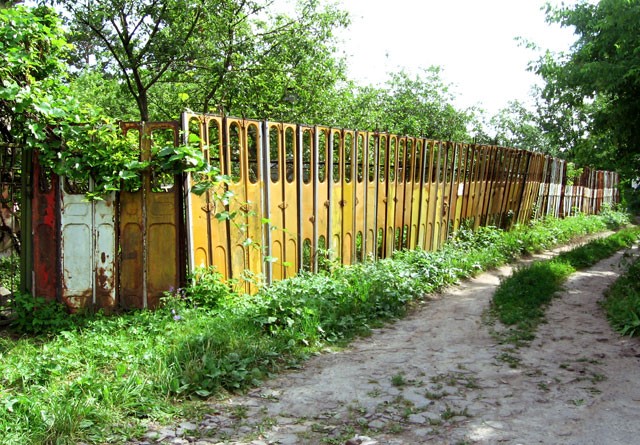 сколько Икарусов ушло на это?