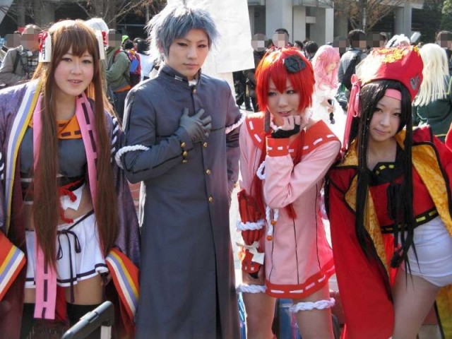 Фото с Comiket 81 /人◕ ‿‿ ◕人\