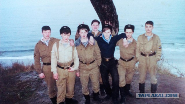 Мужики! Давайте свои фото в армии и сейчас!