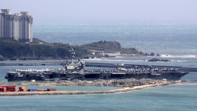 Сейчас в море 5 американских АУГ.