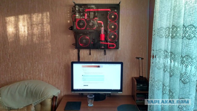 Системный блок ПК в стене - нечастое явление.