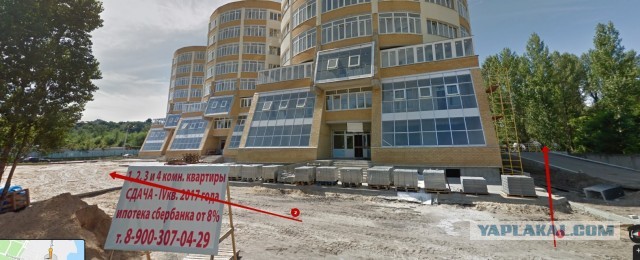 Воронежцам не разрешают парковать машины во дворе своего дома.